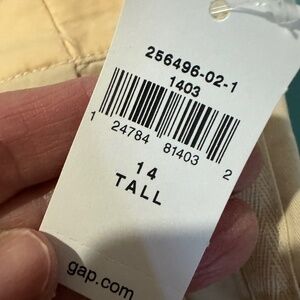 GAP Girlfriend Chino Shorts